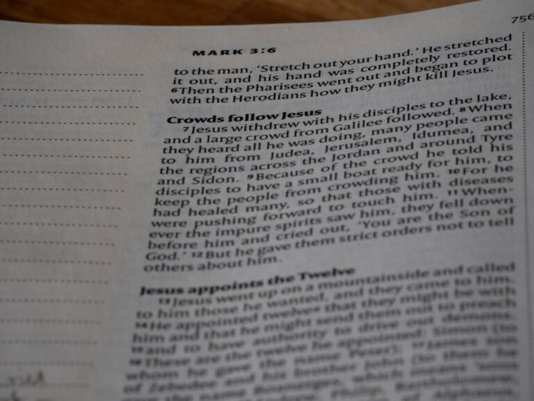 Photo Pub Quiz-themed Menu